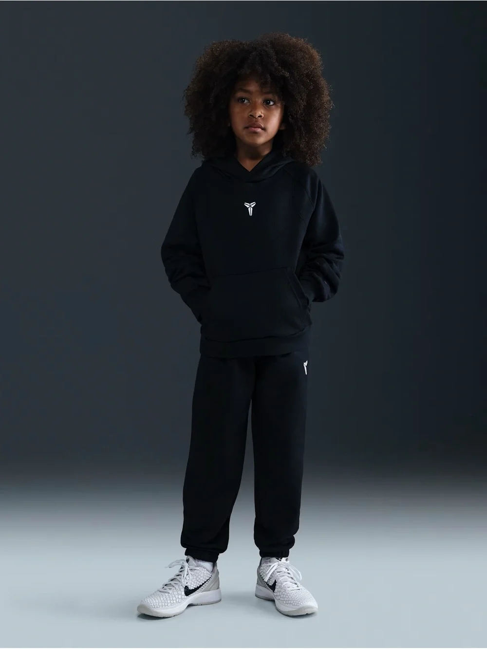 Nike Kobe Big Kids Therma-FIT Black Hoodie